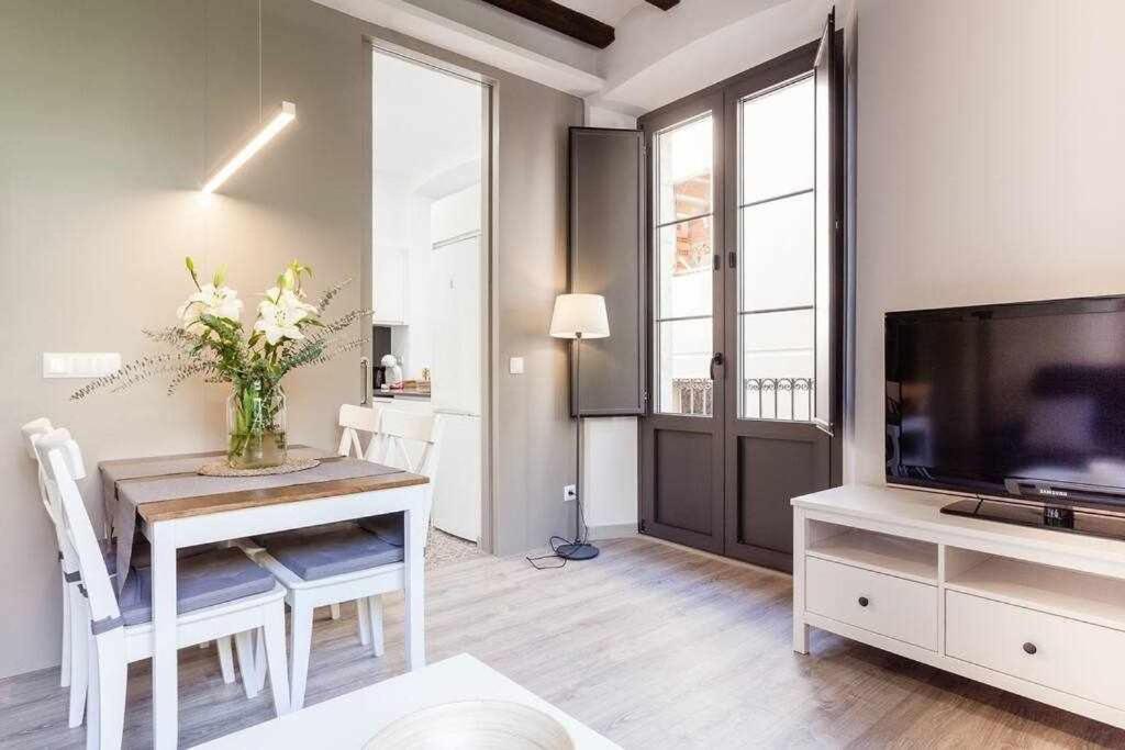 ז'ירונה Sleep & Stay Home With Balcony Bonaventura 3 מראה חיצוני תמונה