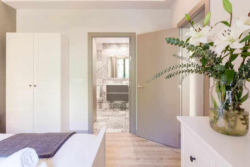 ז'ירונה Sleep & Stay Home With Balcony Bonaventura 3 מראה חיצוני תמונה